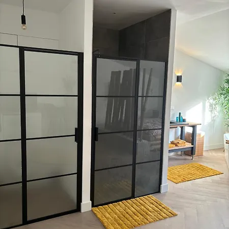 Appartement Bamboe Met Ligbad En Gratis Parkeren Bentveld