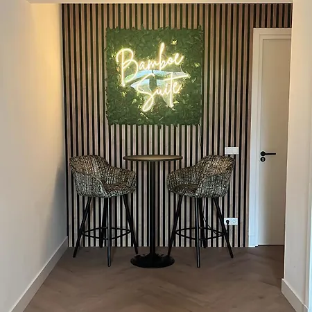Appartement Bamboe Met Ligbad En Gratis Parkeren